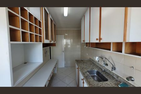Apartamento à venda com 63m², 2 quartos e 2 vagasCozinha