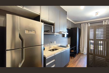 Cozinha de kitnet/studio para alugar com 1 quarto, 22m² em Paraíso, São Paulo