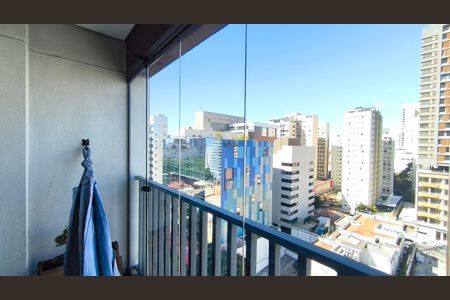 Varanda de kitnet/studio para alugar com 1 quarto, 22m² em Paraíso, São Paulo