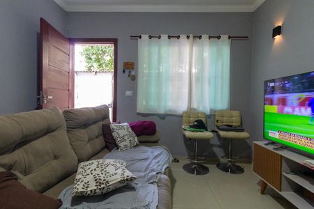 Casa para alugar com 70m², 2 quartos e 1 vaga Casa para alugar com 70m², 2 quartos e 1 vagaSala