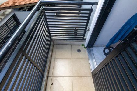 Casa para alugar com 70m², 2 quartos e 1 vaga Casa para alugar com 70m², 2 quartos e 1 vagaVaranda