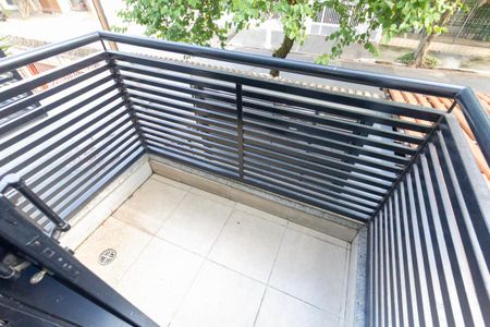 Casa para alugar com 70m², 2 quartos e 1 vaga Casa para alugar com 70m², 2 quartos e 1 vagaVaranda