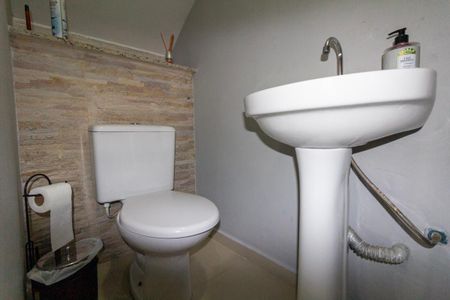 Casa para alugar com 70m², 2 quartos e 1 vaga Casa para alugar com 70m², 2 quartos e 1 vagaLavabo