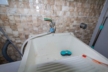 Casa para alugar com 70m², 2 quartos e 1 vaga Casa para alugar com 70m², 2 quartos e 1 vagaÁrea de Serviço