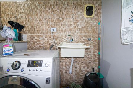 Casa para alugar com 70m², 2 quartos e 1 vaga Casa para alugar com 70m², 2 quartos e 1 vagaÁrea de Serviço