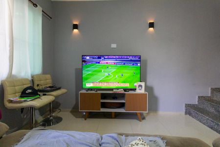 Sala de casa para alugar com 2 quartos, 70m² em Vila Santa Isabel, São Paulo