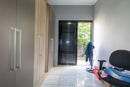 Quarto 2 de casa para alugar com 2 quartos, 70m² em Vila Santa Isabel, São Paulo