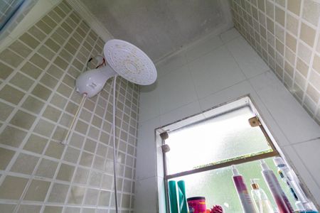 Casa para alugar com 70m², 2 quartos e 1 vaga Casa para alugar com 70m², 2 quartos e 1 vagaBanheiro