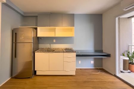 Cozinha de kitnet/studio para alugar com 1 quarto, 27m² em Vila Mariana, São Paulo