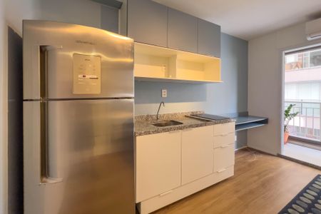 Cozinha de kitnet/studio para alugar com 1 quarto, 27m² em Vila Mariana, São Paulo
