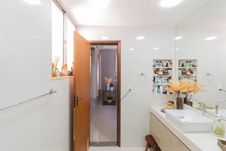 Apartamento à venda com 172m², 4 quartos e sem vagaBanheiro Suíte