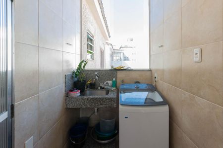 Apartamento à venda com 172m², 4 quartos e sem vagaÁrea de Serviço