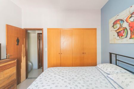 Apartamento à venda com 172m², 4 quartos e sem vagaQuarto 3