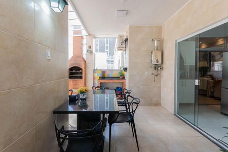 Apartamento à venda com 172m², 4 quartos e sem vagaVaranda gourmet