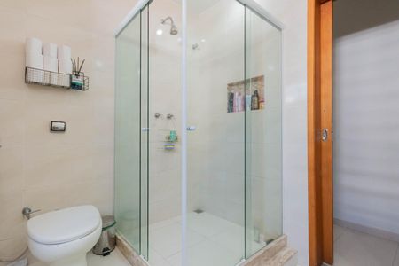 Apartamento à venda com 172m², 4 quartos e sem vagaBanheiro