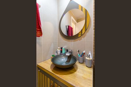 Apartamento à venda com 66m², 3 quartos e 2 vagasBanheiro da Suíte