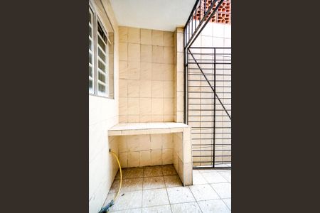 Casa à venda com 50m², 2 quartos e 1 vaga Casa à venda com 50m², 2 quartos e 1 vagaQuintal