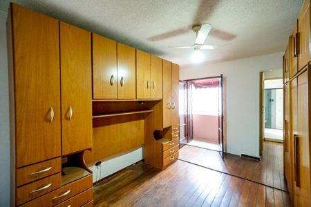 Casa à venda com 50m², 2 quartos e 1 vaga Casa à venda com 50m², 2 quartos e 1 vagaSuíte