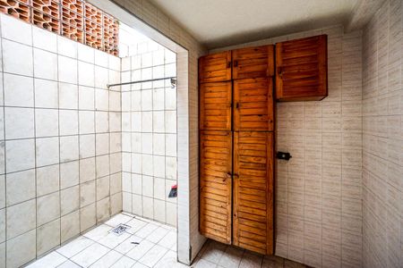 Casa à venda com 50m², 2 quartos e 1 vaga Casa à venda com 50m², 2 quartos e 1 vagaÁrea de serviço