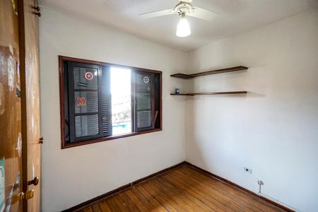 Casa à venda com 50m², 2 quartos e 1 vaga Casa à venda com 50m², 2 quartos e 1 vagaQuarto