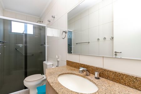 Apartamento à venda com 157m², 4 quartos e 2 vagasBanheiro