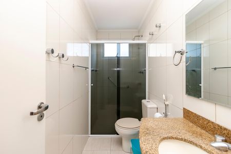 Apartamento à venda com 157m², 4 quartos e 2 vagasBanheiro