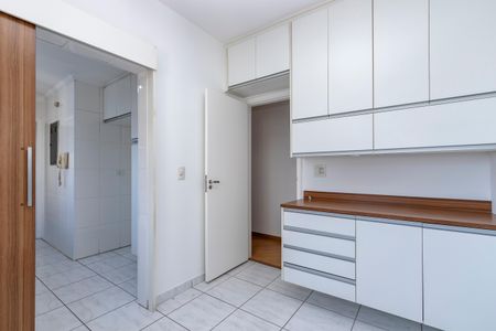Apartamento à venda com 157m², 4 quartos e 2 vagasCopa
