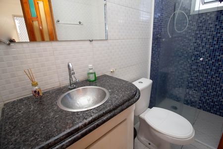 Banheiro de apartamento à venda com 2 quartos, 55m² em Jardim Maristela, São Paulo