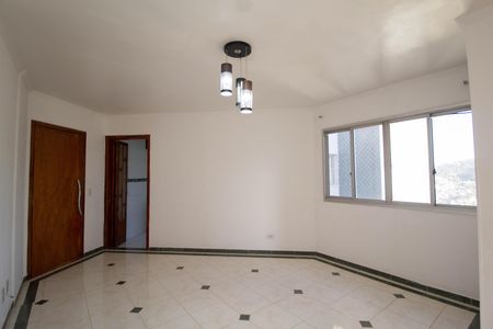 Apartamento para alugar com 55m², 2 quartos e 1 vaga Apartamento para alugar com 55m², 2 quartos e 1 vagaSala
