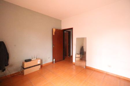 Casa à venda com 232m², 4 quartos e 2 vagasQuarto 2