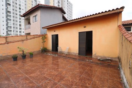 Casa à venda com 232m², 4 quartos e 2 vagasVaranda dos Quarto 