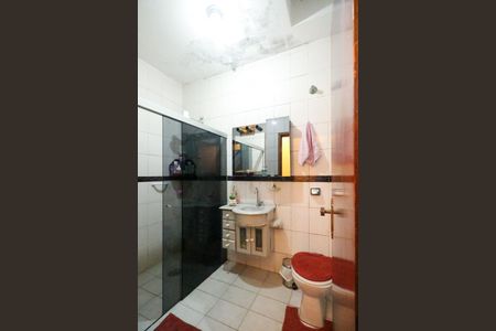 Casa à venda com 232m², 4 quartos e 2 vagasBanheiro