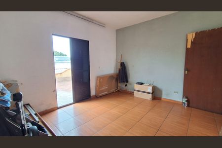 Casa à venda com 4 quartos, 232m² em Santa Maria, Santo André