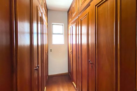 Apartamento à venda com 406m², 4 quartos e 3 vagasCloset da suíte 1