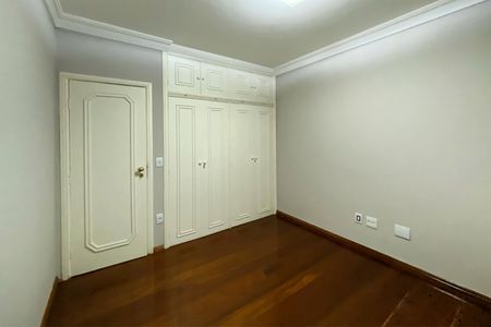 Apartamento à venda com 406m², 4 quartos e 3 vagasQuarto 3