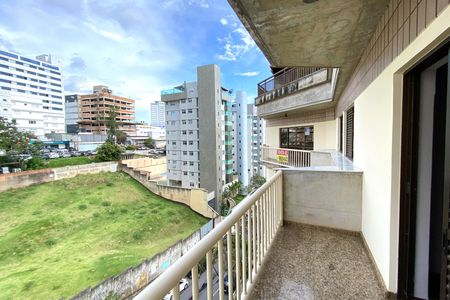 Apartamento à venda com 406m², 4 quartos e 3 vagasVaranda da Suite 1
