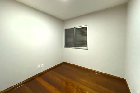 Apartamento à venda com 406m², 4 quartos e 3 vagasQuarto 2