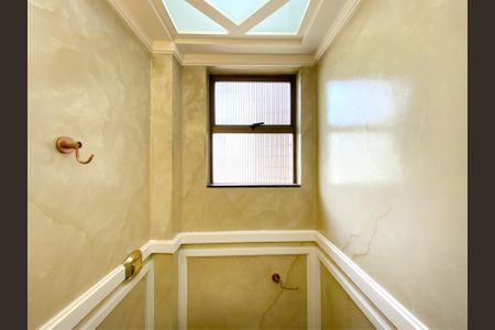 Apartamento à venda com 406m², 4 quartos e 3 vagasLavabo da Sala