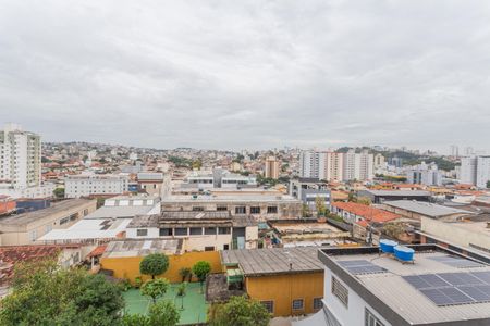 Vista da Sala de apartamento para alugar com 2 quartos, 64m² em Ipiranga, Belo Horizonte