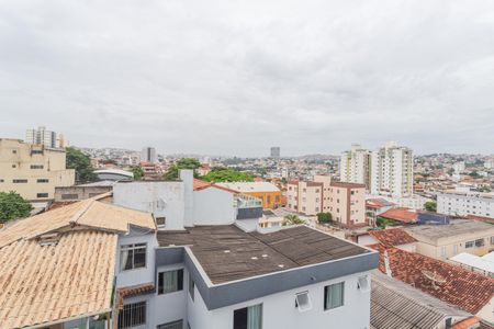 Vista da Suíte de apartamento para alugar com 2 quartos, 64m² em Ipiranga, Belo Horizonte