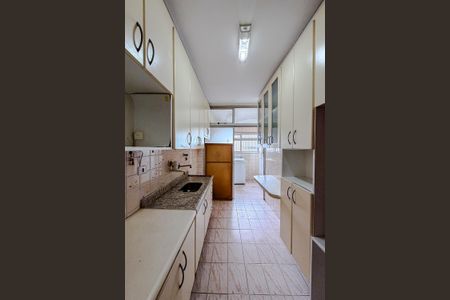 Apartamento à venda com 65m², 2 quartos e 1 vagaCozinha