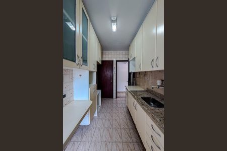 Apartamento à venda com 65m², 2 quartos e 1 vagaCozinha