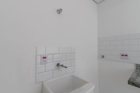 Casa para alugar com 20m², 1 quarto e sem vagaArea de Serviço 