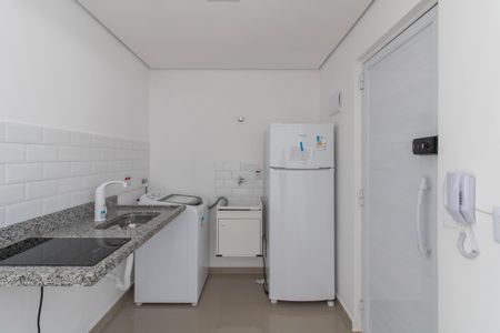 Cozinha de kitnet/studio para alugar com 1 quarto, 20m² em Vila Santa Maria, Guarulhos