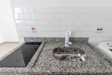 Kitnet/Studio para alugar com 0 quarto, 16m² em Vila Santa Maria, Guarulhos