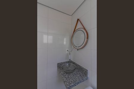 Banheiro  de kitnet/studio para alugar com 1 quarto, 20m² em Vila Santa Maria, Guarulhos
