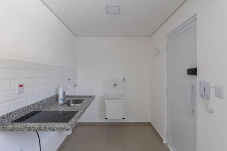 Cozinha de kitnet/studio para alugar com 1 quarto, 16m² em Vila Santa Maria, Guarulhos