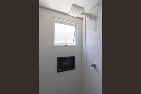 Banheiro  de kitnet/studio para alugar com 1 quarto, 16m² em Vila Santa Maria, Guarulhos