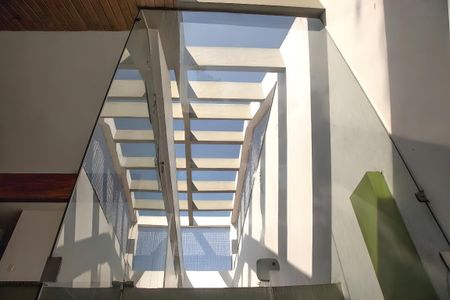 Casa para alugar com 200m², 4 quartos e 2 vagas