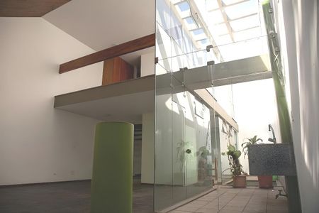 Casa para alugar com 200m², 4 quartos e 2 vagas